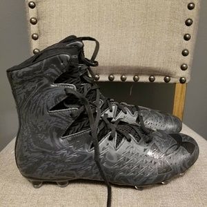 Football cleats (Underarmour highlights)